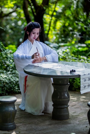 宅家-人像-美女-女性-女士 图片素材
