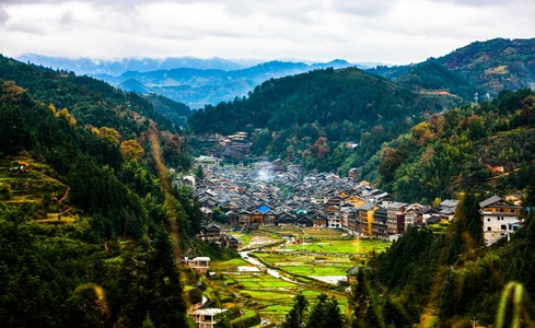 乡村-旅行-山谷-山峰-侗寨 图片素材