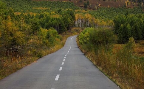 风景-旅行-阿尔山秋色-风景-道路 图片素材