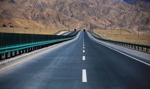 风光-旅行-极简-川藏公路-公路 图片素材