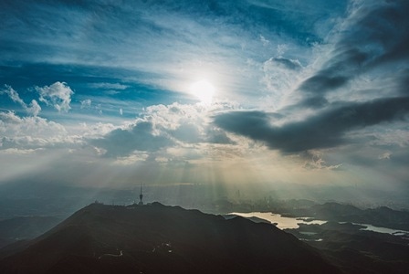 鸟-云海-云-建筑-城市 图片素材