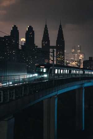 城市探险-我要上封面-建筑-城市-夜景 图片素材