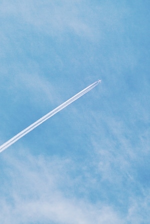 天空-飞机-线条-飞机-天空 图片素材