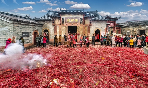 生活摄影-傩文化-鞭炮-放鞭炮-纪实 图片素材