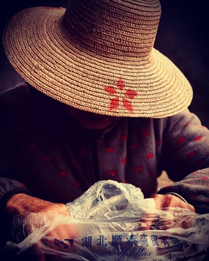 老人-人生百味-纪实-生活-手机摄影 图片素材