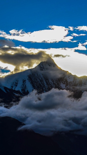 卡瓦格博-梅里雪山-214国道-迪庆-云南 图片素材