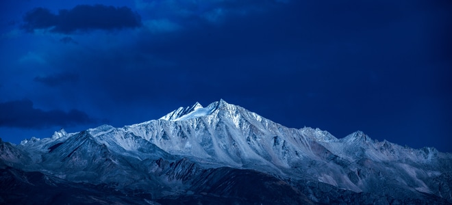 四川-川西-塔公草原-蓝调-白马雪山 图片素材