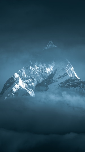 尼泊尔-鱼尾峰-蓝-你好2020-雪山 图片素材