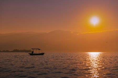 中国四川-西昌-邛海湿地-日出-湖泊 图片素材