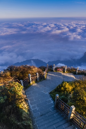 天空-蓝色-旅行-秋色-秋天 图片素材