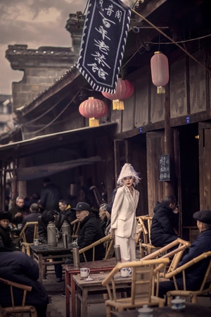 情绪-女人-美女-服饰-美女 图片素材