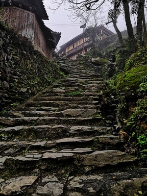 旅行-手机摄影-堂安侗寨-堂安侗寨-石板路 图片素材