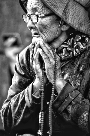 旅行-随手拍-人像-口琴-老人 图片素材