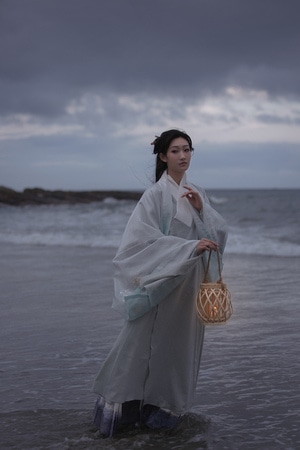 人像-古风-出海-美女-女人 图片素材