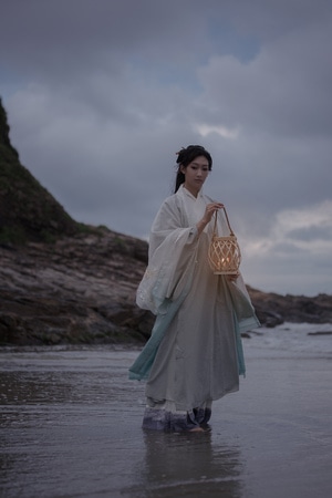 人像-古风-出海-美女-女人 图片素材
