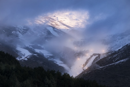 岩石-古城-雪山-风光-自然 图片素材