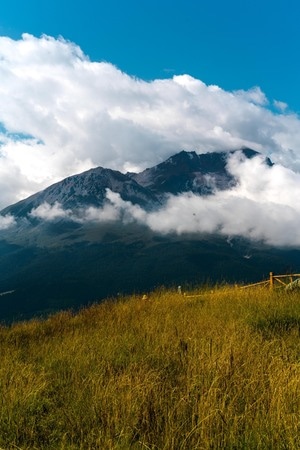 旅行-山-户外-天空-卓尔山 图片素材