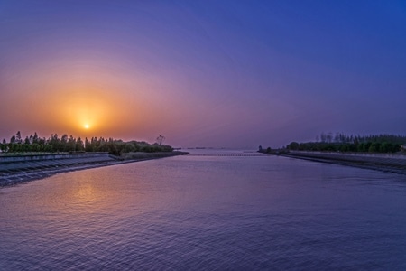 崇明岛-夕阳下的崇西水域-河流-河水-风景 图片素材