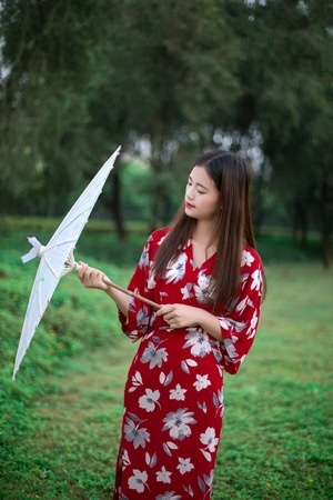 数字艺术大赛时尚组-美女-女性-女人-油纸伞 图片素材