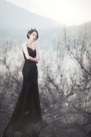 创意-人像-她说-美女-女人 图片素材