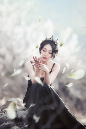 创意-人像-她说-女性-美女 图片素材