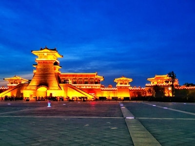 手机摄影-夜景-房屋-夜景-唐城 图片素材