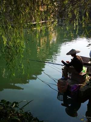 随拍-旅游-小河-湖-潜水员 图片素材