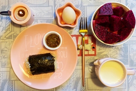 早餐打卡-纳豆-火龙果-牛奶-食物 图片素材