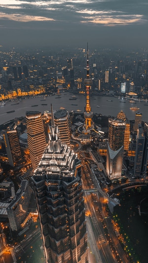 70周年摄影大赛-70周年城市-风光-城市风光-爬楼 图片素材