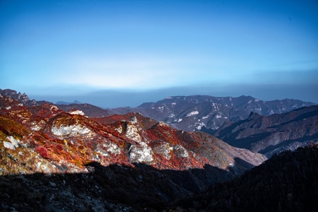 北京-秋-灵山-红叶-山峰 图片素材