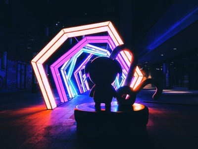 你好2020-光线-光影-微光-赛博朋克 图片素材