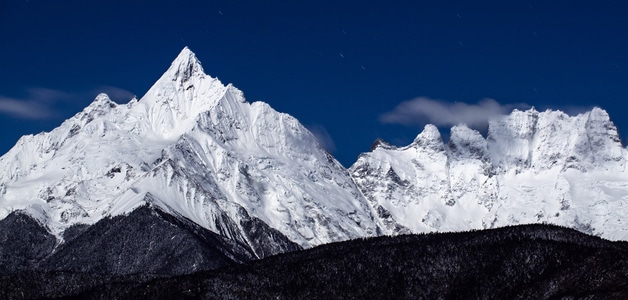 大自然-风光-雪山-山-山峰 图片素材