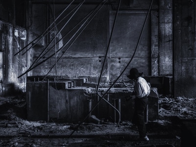 废墟-电厂-人文-厂房-女摄 图片素材