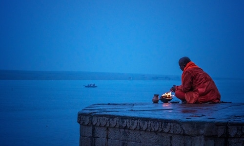 晨-祷告-恒河-印度教-瓦拉纳西 图片素材