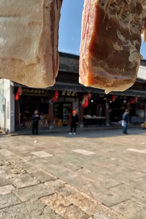纪实-旅行-路边随拍-手机拍摄-肉 图片素材