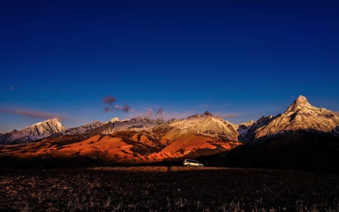 旅行-自驾-风景-极致-日照金山 图片素材