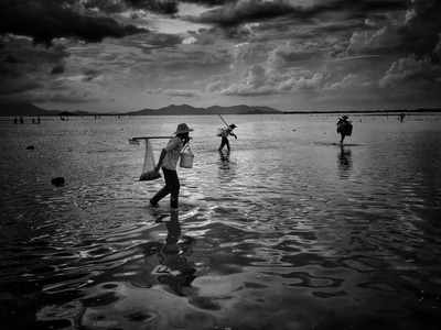 黑白-海边-人文-iphone-纪实 图片素材