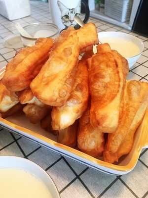 宅家美食-食物-食物-美食-油条 图片素材