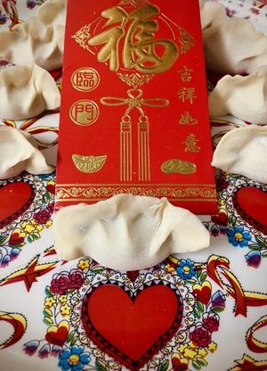 手机摄影-中国年-红-疫情防控中的新年-照片里的故事 图片素材