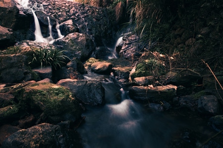 山涧-溪流-风景-山涧-溪流 图片素材