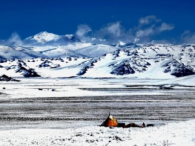 初雪-高山草原-巴音布鲁克-我和我的祖国手机摄影大赛-风景 图片素材