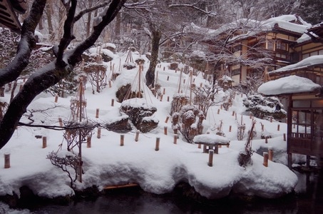 日本-旅行-冬天-雪景-旅馆 图片素材