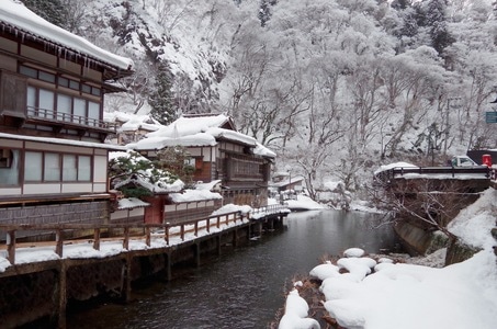 日本-旅行-冬天-雪景-旅馆 图片素材