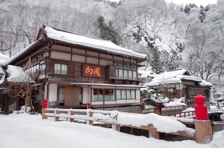 日本-旅行-冬天-雪景-旅馆 图片素材