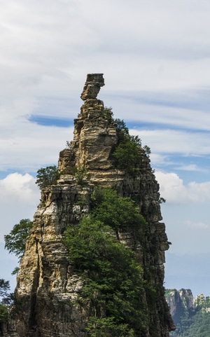 山峦-高山-白石山-岩层-结构 图片素材