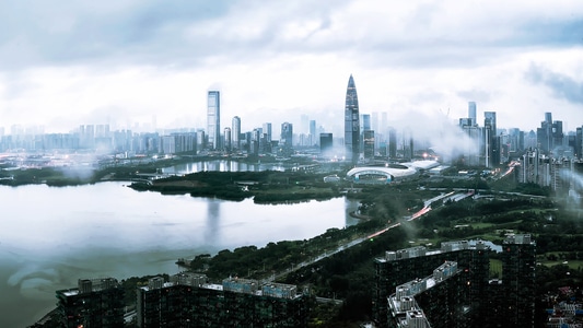 迷雾-爬楼-城市-城市风光-建筑 图片素材