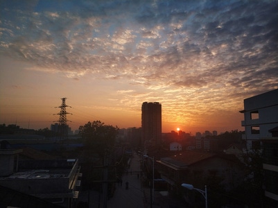 生活-人间-天空-黄昏-纪实 图片素材