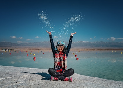环境人像-旅行-自然-青海-风光 图片素材