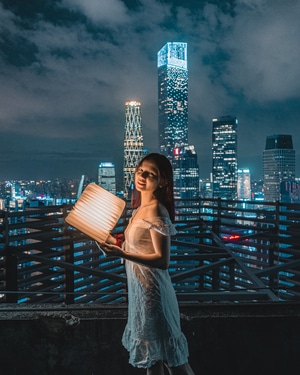 夜色-ins-rooftop-欢迎约拍-旅行是我的解药 图片素材