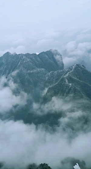 张家界天门山-雪后云海-手机拍摄-风景-风光 图片素材
